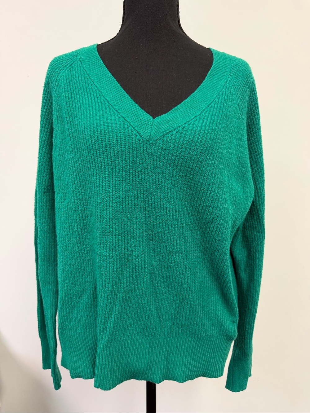 Old Navy Emerald Green V-Neck Sweater